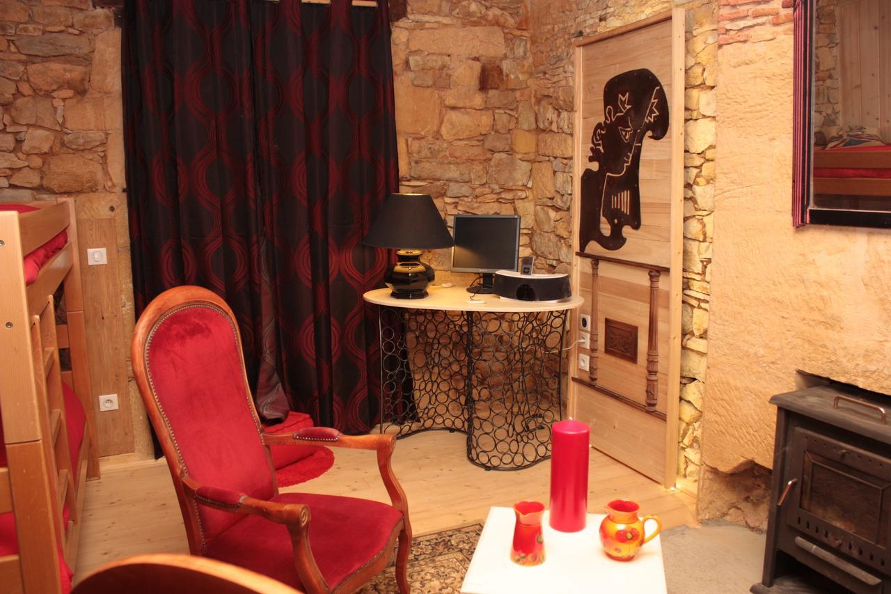 Bed and Breakfast Le Clos Mandalou Saint-Pompont Zimmer foto
